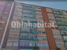 Pis, 71 m², prop de bus i tren