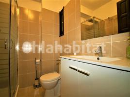 Apartamento, 85 m², cerca de bus y tren, Calle gregal