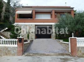 Houses (villa / tower), 260 m²