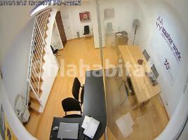 Office, 111 m², near bus and train