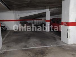 Parking, 17 m², almost new