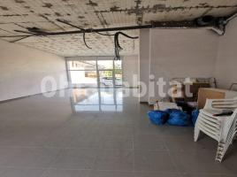 For rent business premises, 60 m², Avenida de la Segarra