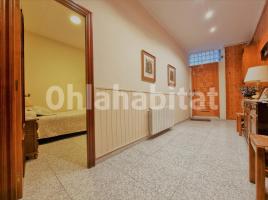 Houses (terraced house), 222 m², close to bus and metro, Calle CABRERA, 56