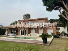 Casa (chalet / torre), 800 m², Calle Salvat Papasseit