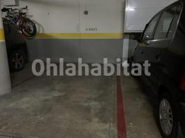 Parking, 12 m², almost new