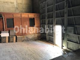 For rent industrial, 500 m², Calle del Bisbe Estalella, 3