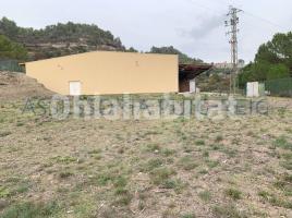 Industrial, 2812 m², almost new
