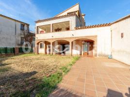 Houses (country house), 303 m², almost new