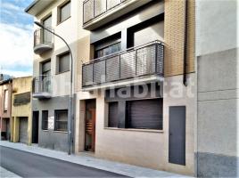 Flat, 56 m², almost new