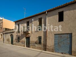 Houses (masia), 221 m², Calle Anselm Clave