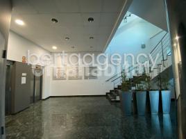 For rent office, 60 m², almost new, Calle Pagesia