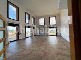 Houses (villa / tower), 169 m², almost new, Avenida Can Coral