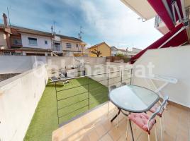 Houses (terraced house), 212 m², almost new