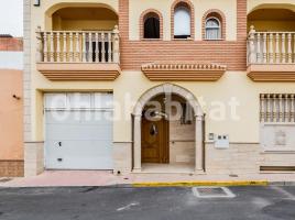 Flat, 456 m², almost new, Calle Duero