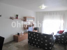 Flat, 112 m², almost new