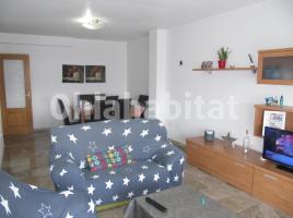 Flat, 112 m², almost new