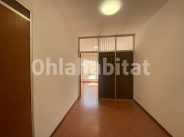 For rent office, 48 m², near bus and train, Calle d'Enric Prat de la Riba, 203