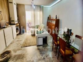 Houses (terraced house), 203 m², near bus and train, almost new