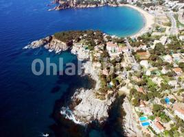 Houses (villa / tower), 550 m², Calle Migjorn