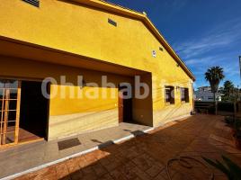 Houses (villa / tower), 265 m², almost new
