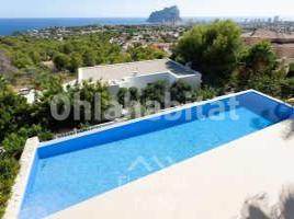 Houses (villa / tower), 670 m², almost new