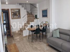 For rent duplex, 107 m², near bus and train, Calle Ample