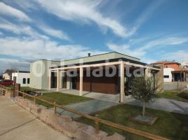 Houses (villa / tower), 93 m², new