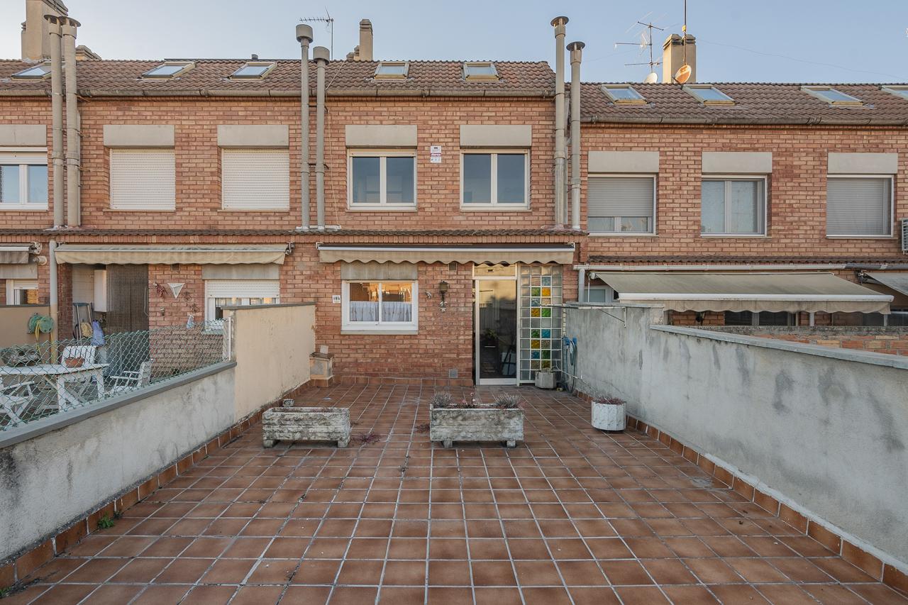 Houses (terraced house), 167 m², de la Pujada del Castell
