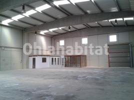 For rent industrial, 580 m², near bus and train, Calle Migjorn, 8