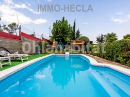 Houses (villa / tower), 336 m², almost new