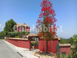 Houses (villa / tower), 260 m², Avenida de la Marina Baixa