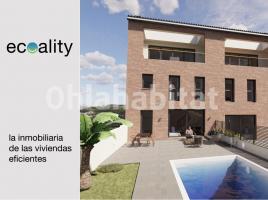 Houses (villa / tower), 344 m², near bus and train, new, Pasaje de l'Ombra