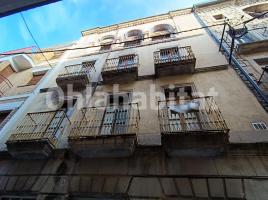 , 720 m², Calle Abadia, 4