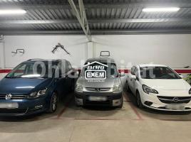 Parking, 11 m², almost new
