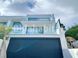 New home - Houses in, 450 m², new, Calle Canigo, 20