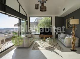 Houses (detached house), 286 m², almost new, Paseo dels Ametllers
