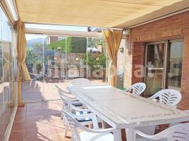 Houses (villa / tower), 494 m², almost new