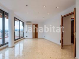 For rent duplex, 110 m², near bus and train, Calle Muralla del Carme, 18