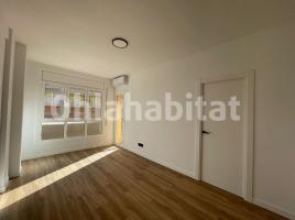 For rent apartament, 38 m², close to bus and metro, Calle de Mallorca, 596