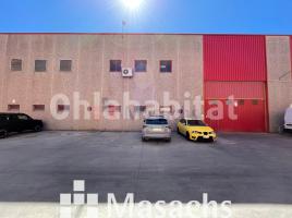 For rent industrial, 716 m², Ceràmica