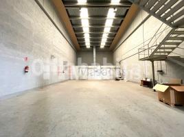 Nave industrial, 440 m², TORRE BOVERA 