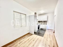 For rent flat, 45 m², near bus and train, Calle de Josep Serrano, 19