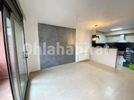 For rent flat, 72 m², almost new
