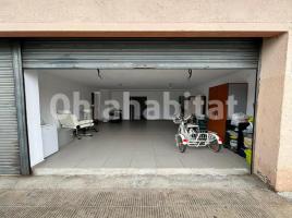 Alquiler local comercial, 40 m², Calle Montserrat