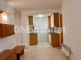 Flat, 48 m², almost new