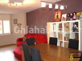 Pis, 84 m², Calle Montserrat Roig, 3