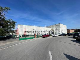 For rent industrial, 3300 m², Rubí