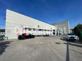 For rent industrial, 3300 m², Rubí