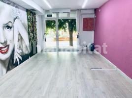 For rent shop, 65 m², Calle Carles Buigas 