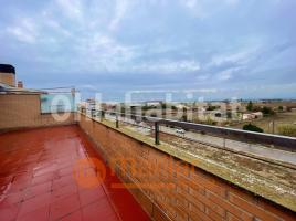 Duplex, 95 m², near bus and train